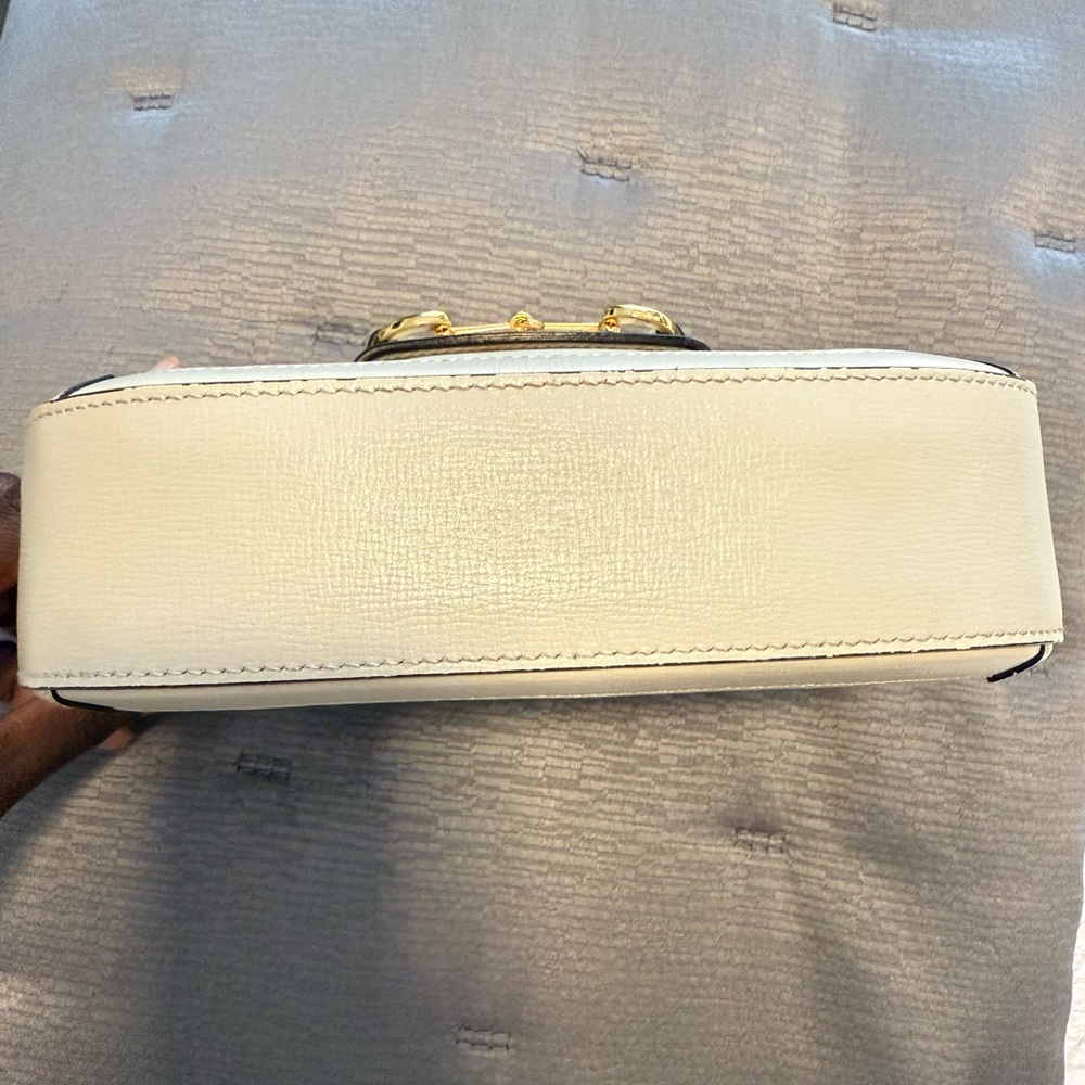 Gucci Crossbody Bag in Gray and Cream with Gold Details - Picture 3 of 13